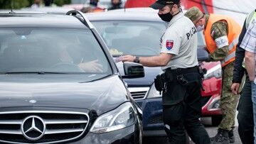 Słowacja. Sąd zawiesił przepis. Nie będzie kwarantanny dla wszystkich niezaszczepionych