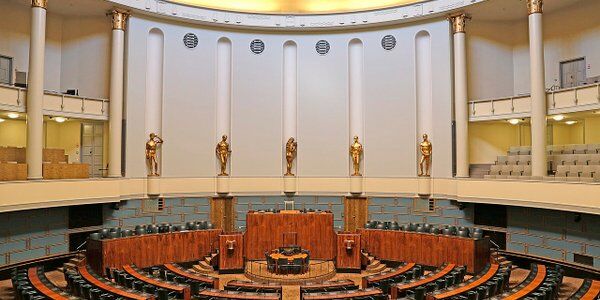 Finlandia: Obowiązek szczepień na COVID, testy antygenowe bez VAT