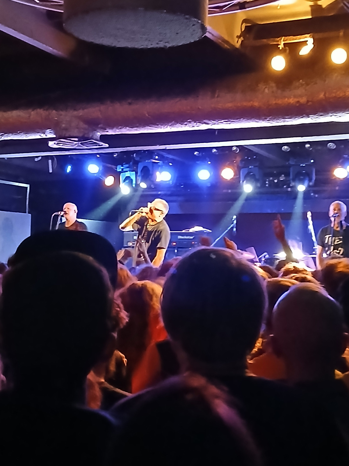 8275d5cb-56ff-4600-bb25-c8bb1950eeba