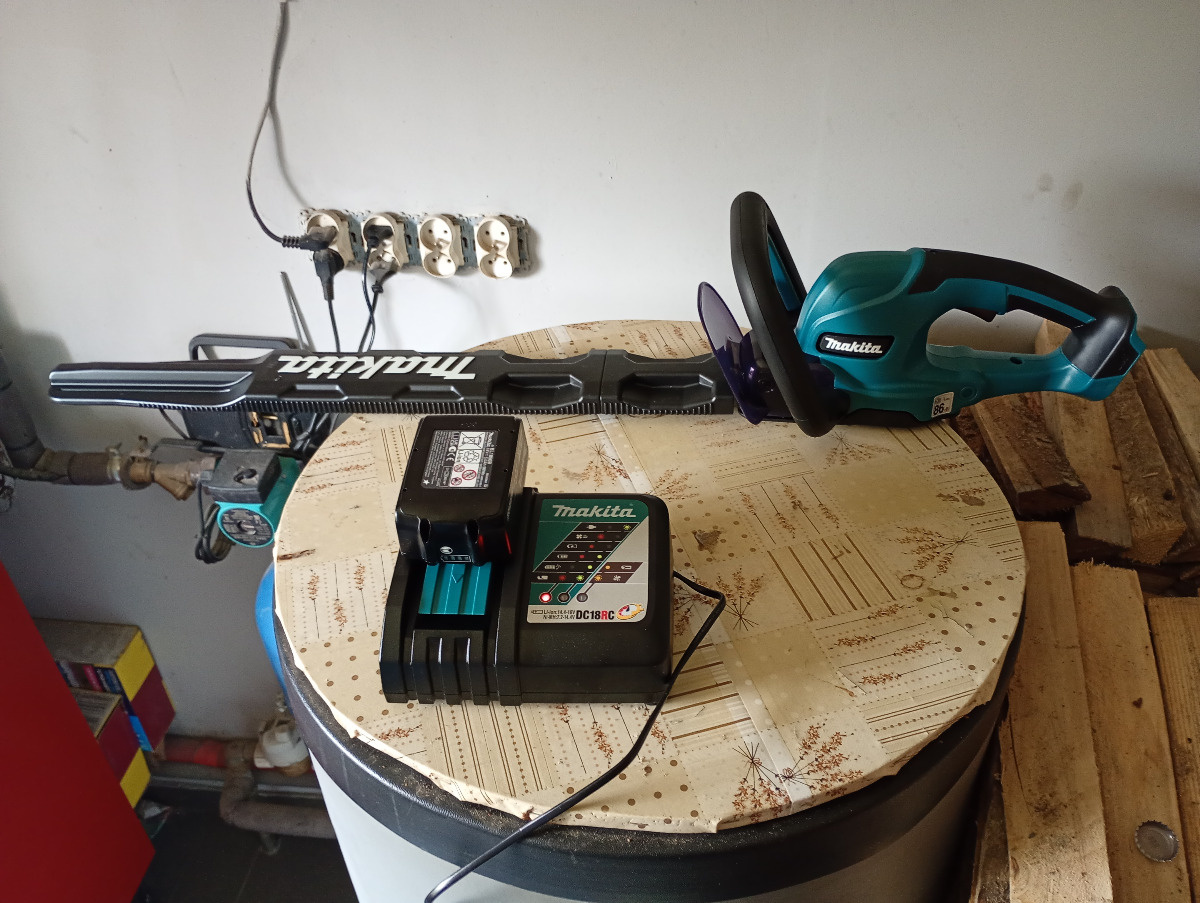 9b3da30f-d0db-4940-bc01-9d1e54e77ca6