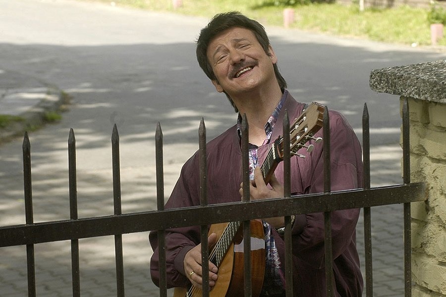 a94a98d7-6513-4d4e-95b8-b9cb12c32faa