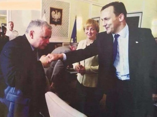 7402b0f2-2001-4e4d-944a-084a2cd76c15