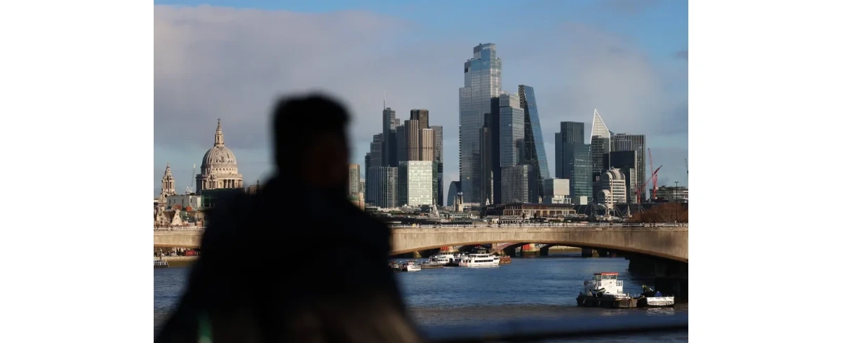 To będzie największa ambasada w Europie. Nie milkną obawy o szpiegowanie