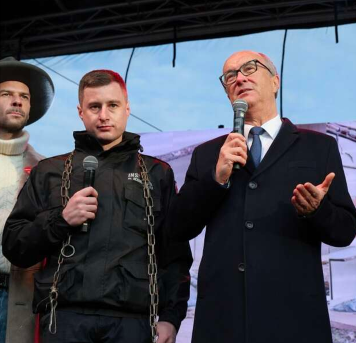 a3d47b1b-5e6b-4c80-a2ba-61626d55f6ed