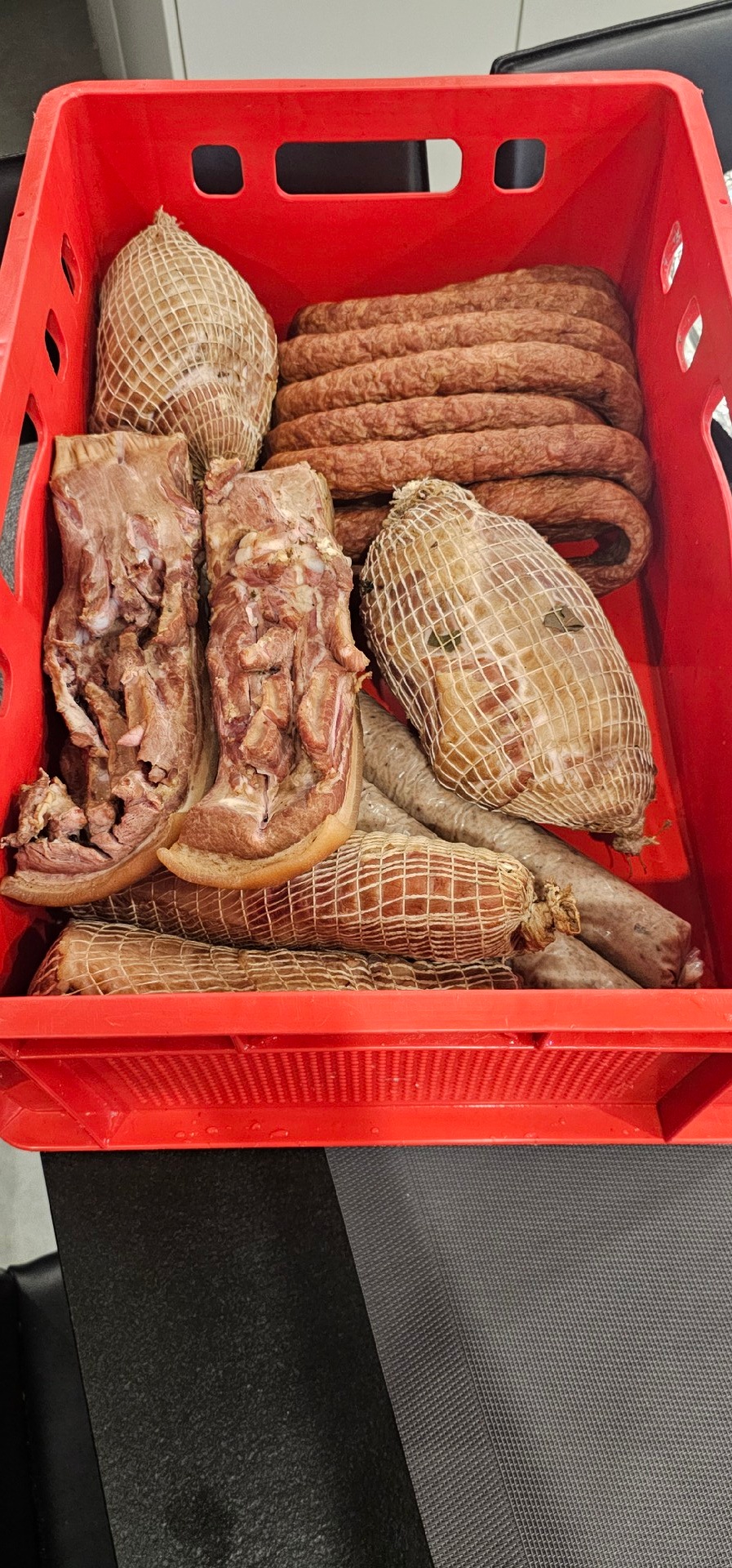 5c47b799-40b3-495a-9599-387115737e5d