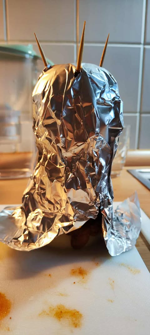 aeaad5d1-96b9-4e90-a104-e89d43d4e8de