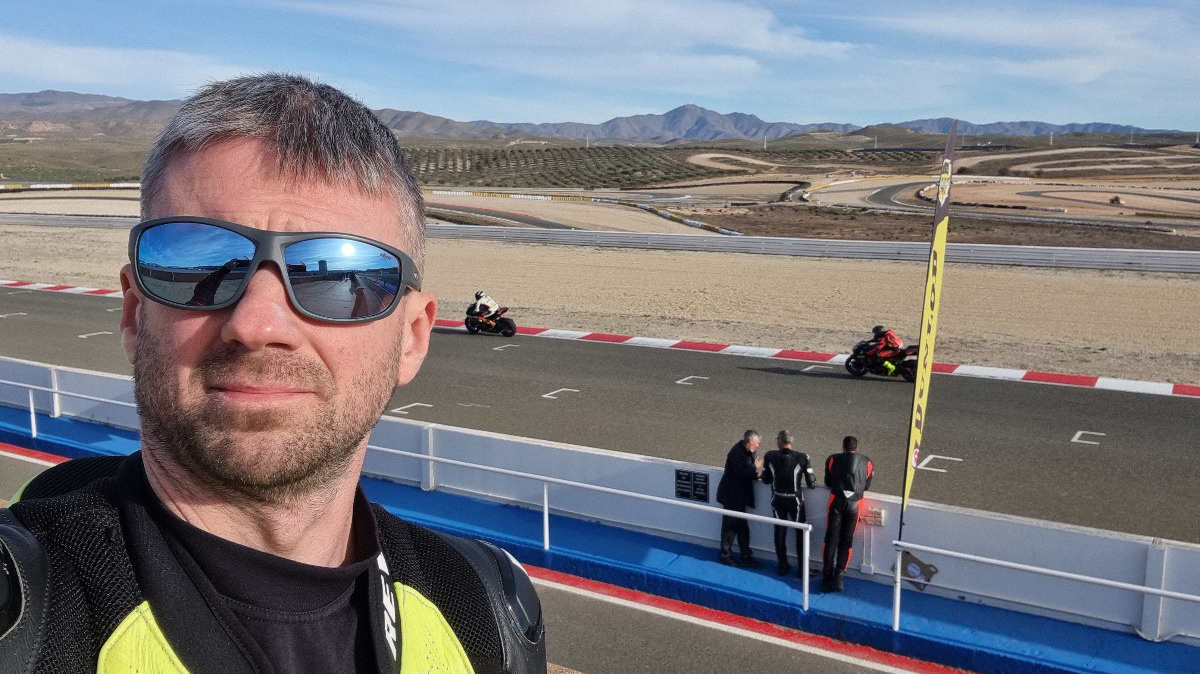 cfad176d-cfa4-4233-916e-64e4ffe62ef5