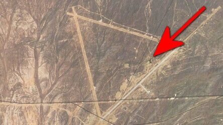 Chińczycy budują swoją Strefę 51. Zobacz, jak ten obiekt wygląda z satelity