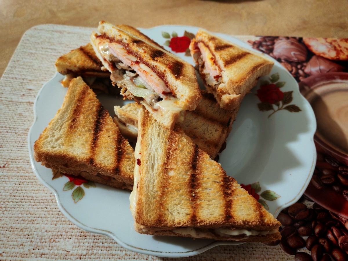 4c9895bd-9dfb-4868-bb80-407f533e9c9d