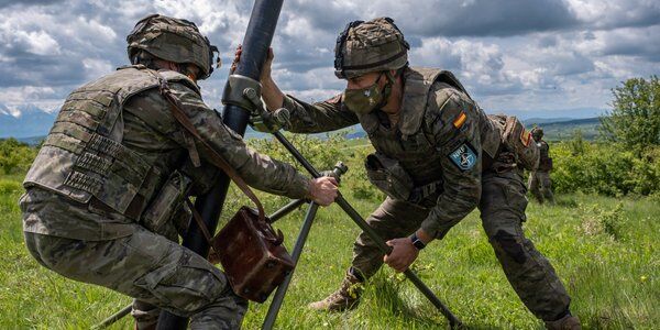 Kraje UE wydają na obronność najwięcej od 2006 roku, ale każde z osobna