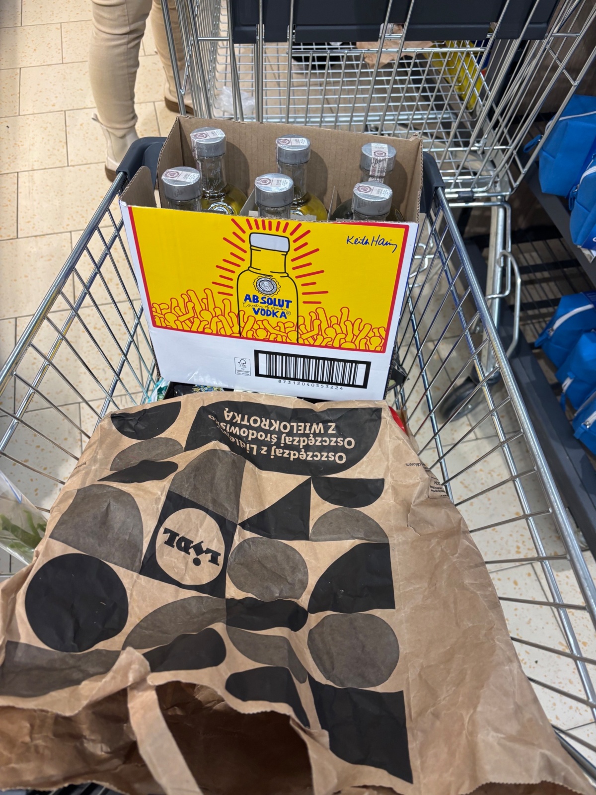 ba79293f-2e54-4373-8a21-d390d55cb863