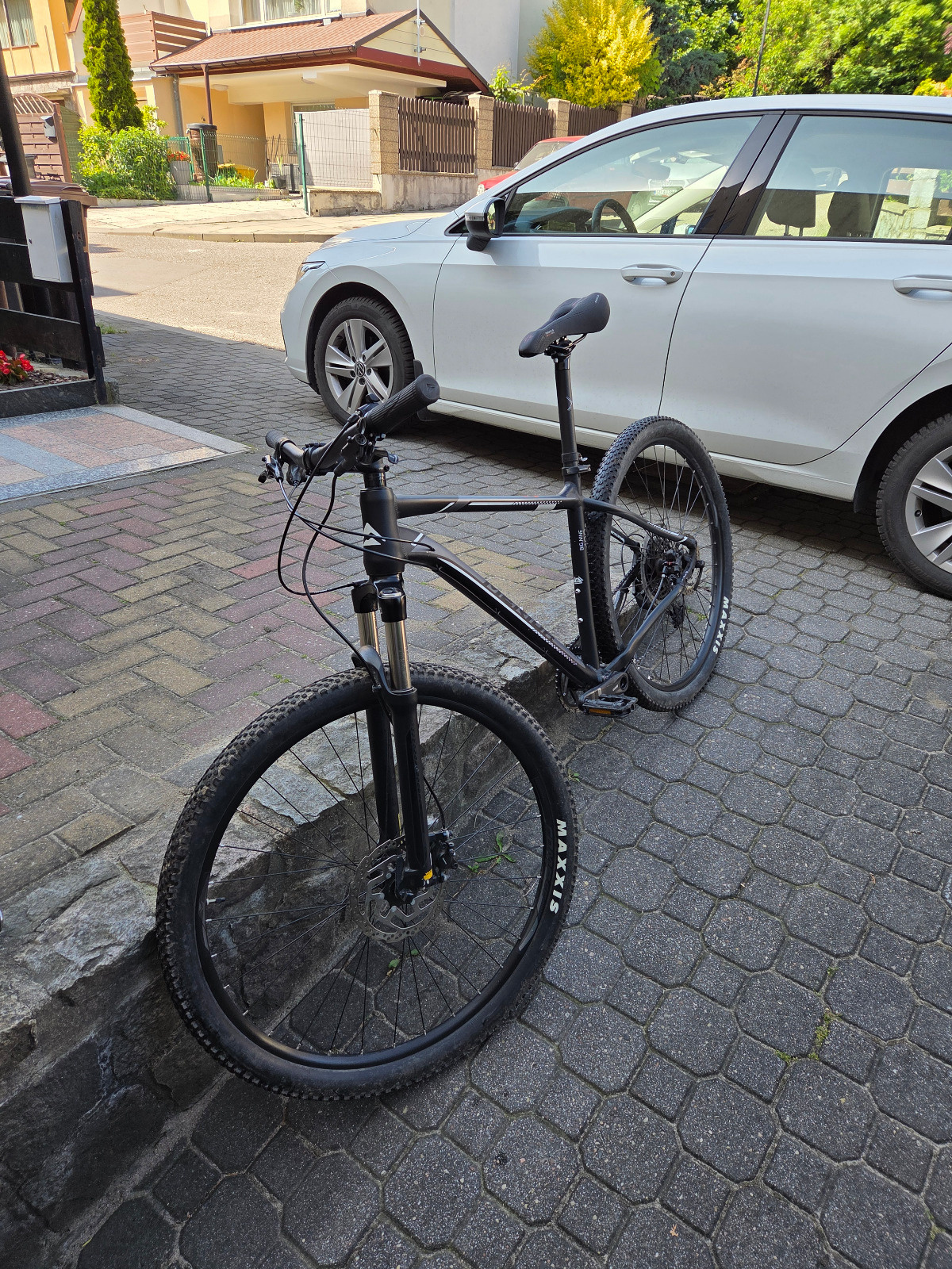 88b02cf8-0b87-4467-bfce-a7363925a15e