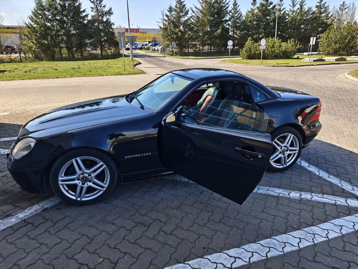 4f70b98d-e261-4764-a755-c384daff100f