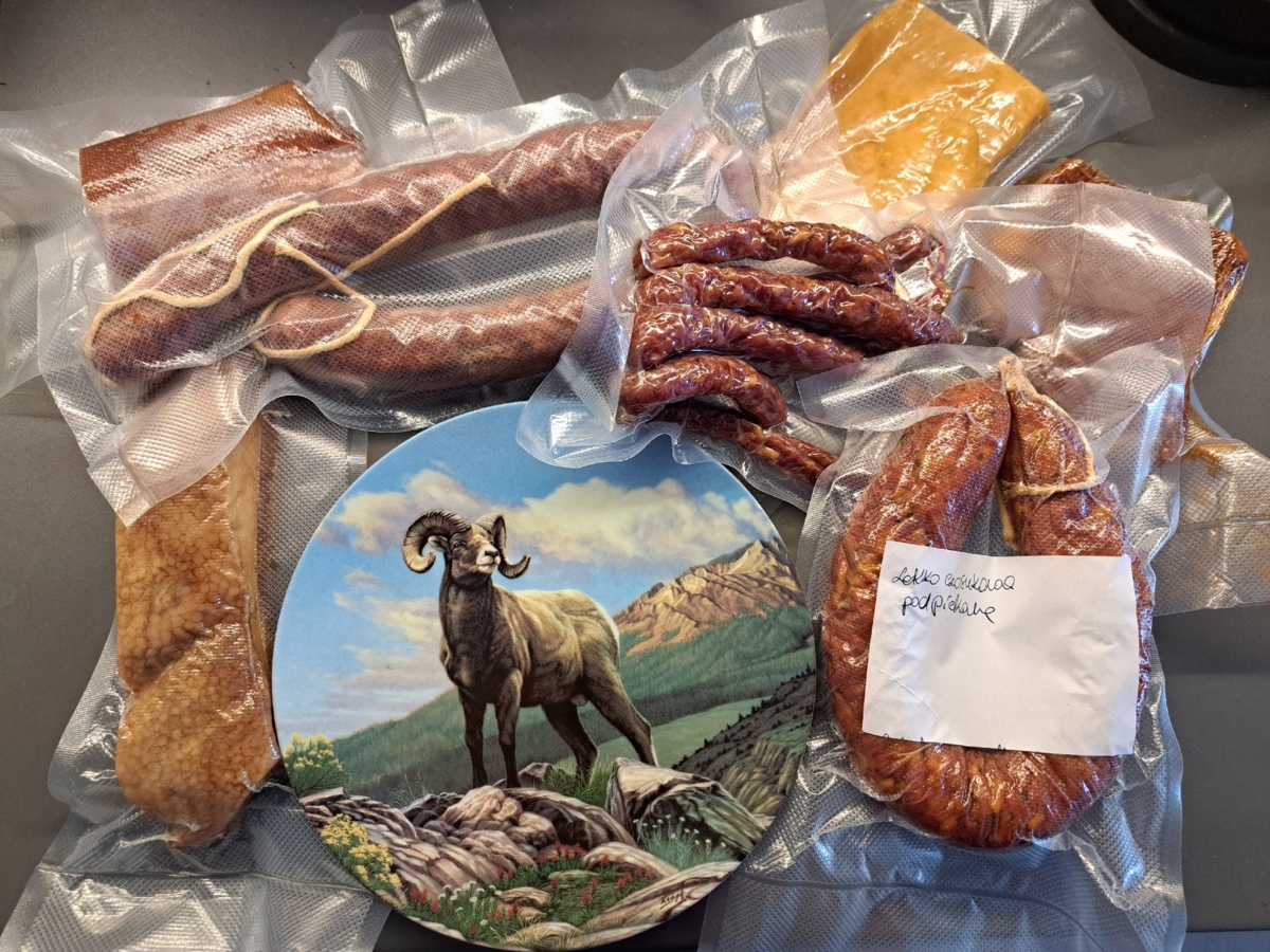 dd8b4f8f-515e-431b-b6e0-3262de6db97e