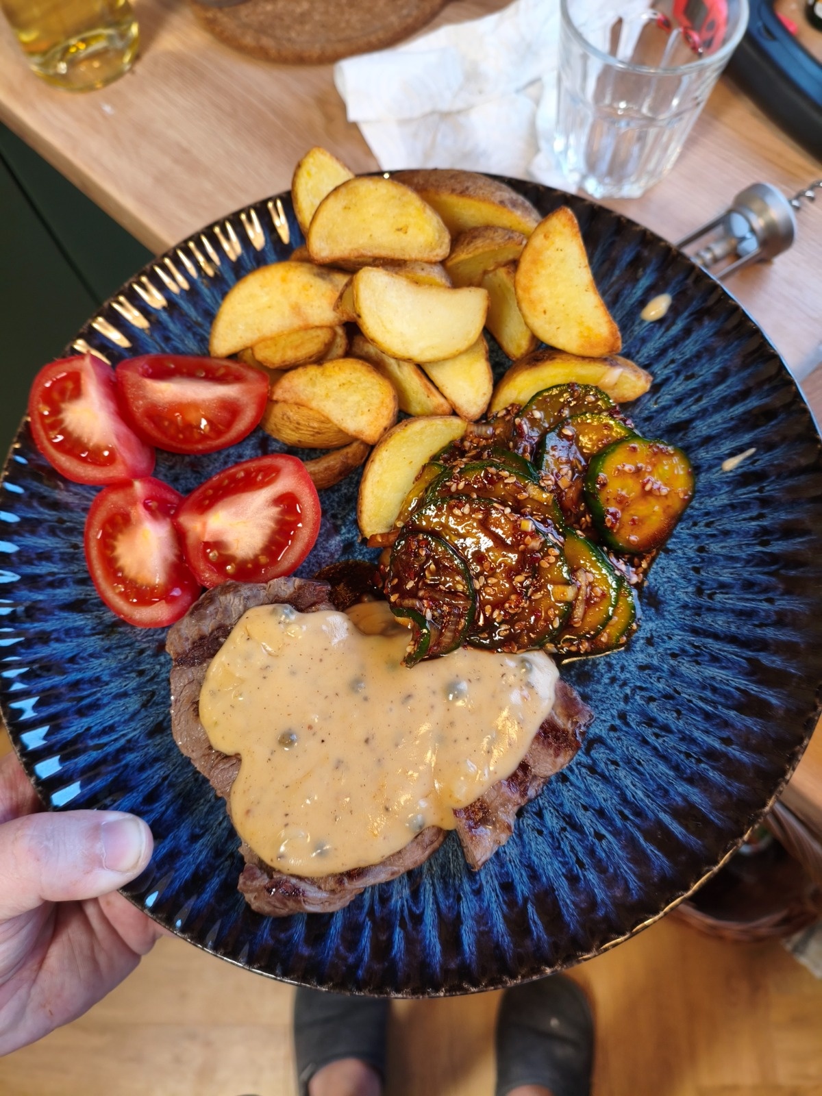 adf4f5d9-d4e9-46f5-ab71-7042e30a845d