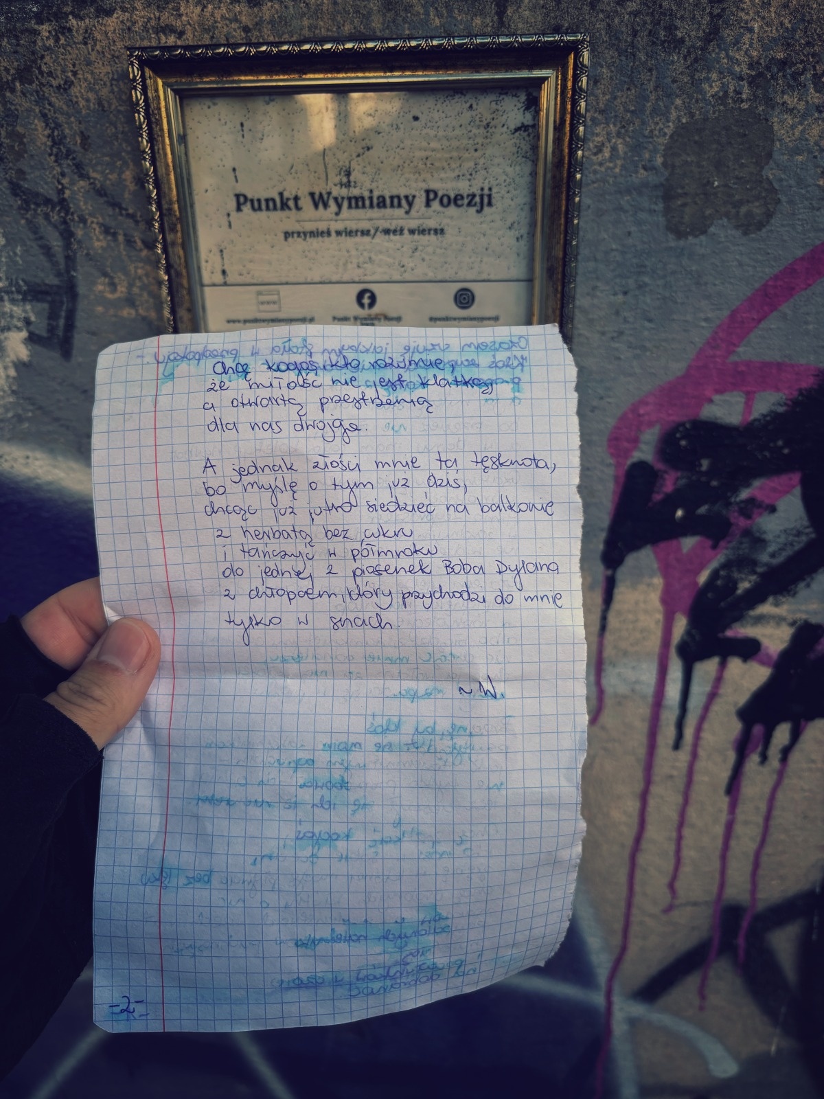 b7e1582a-9f79-4c53-bd54-7a6f89eb81dd