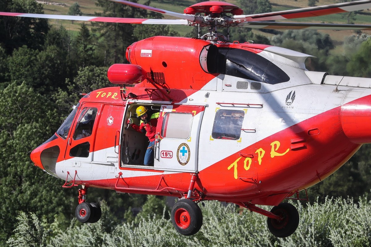 Turysta chciał zjechać z Rysów na jabłuszku. Ewakuował go TOPR.