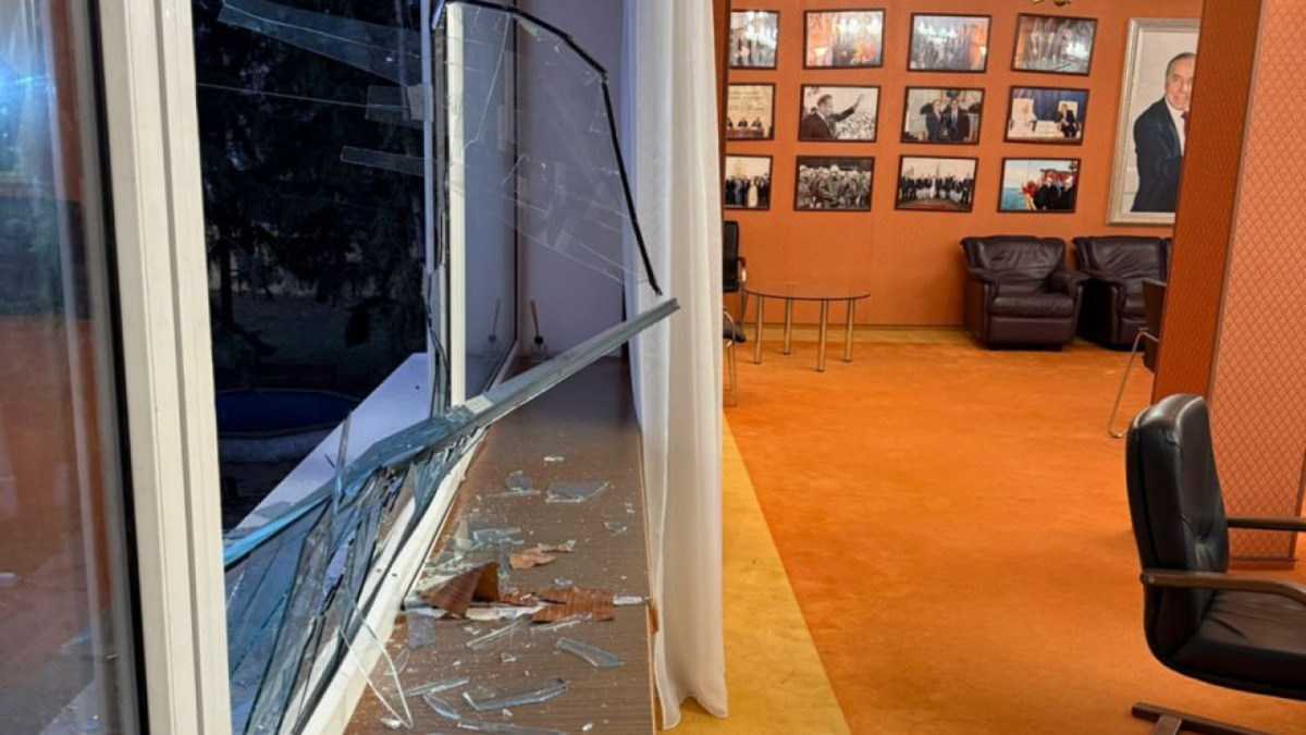 Alijew oskarżył Rosję o sześć uderzeń w ambasadę i obiekty energetyczne Azerbejdżanu w Ukrainie