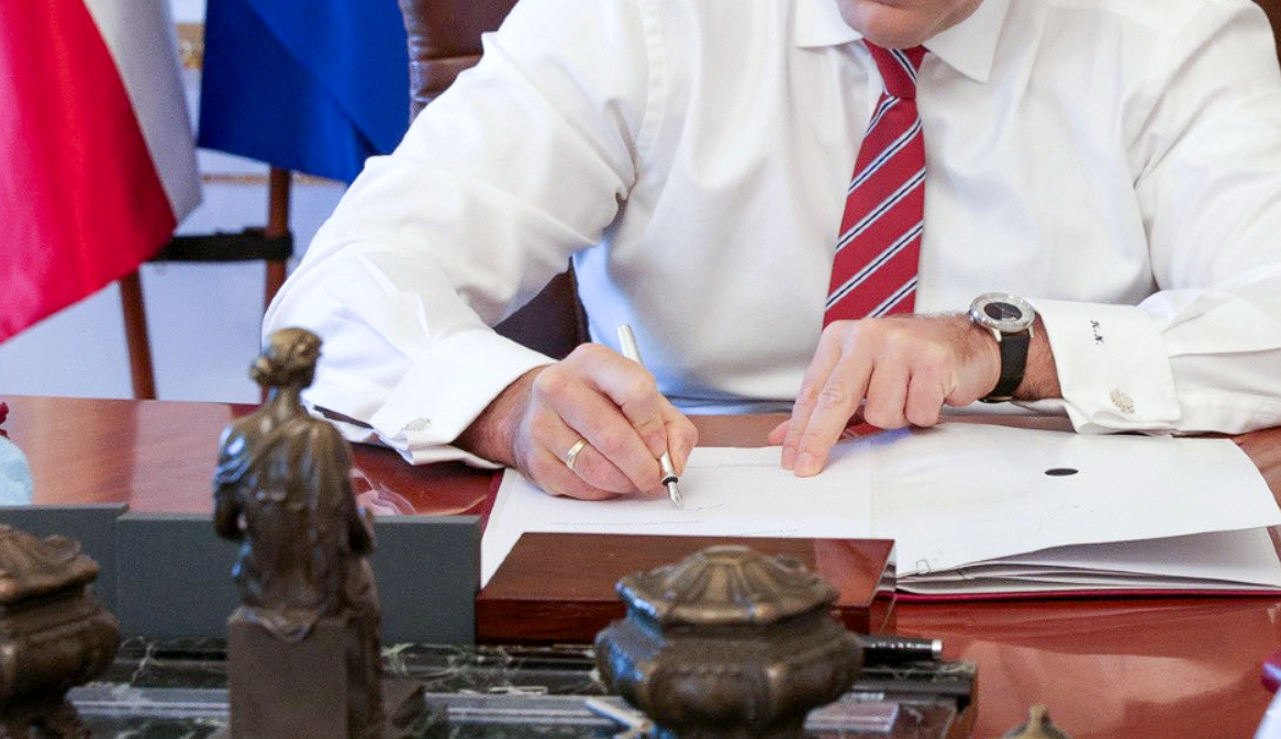 8b48ec50-ea76-42da-9bc7-f572c6a88bca