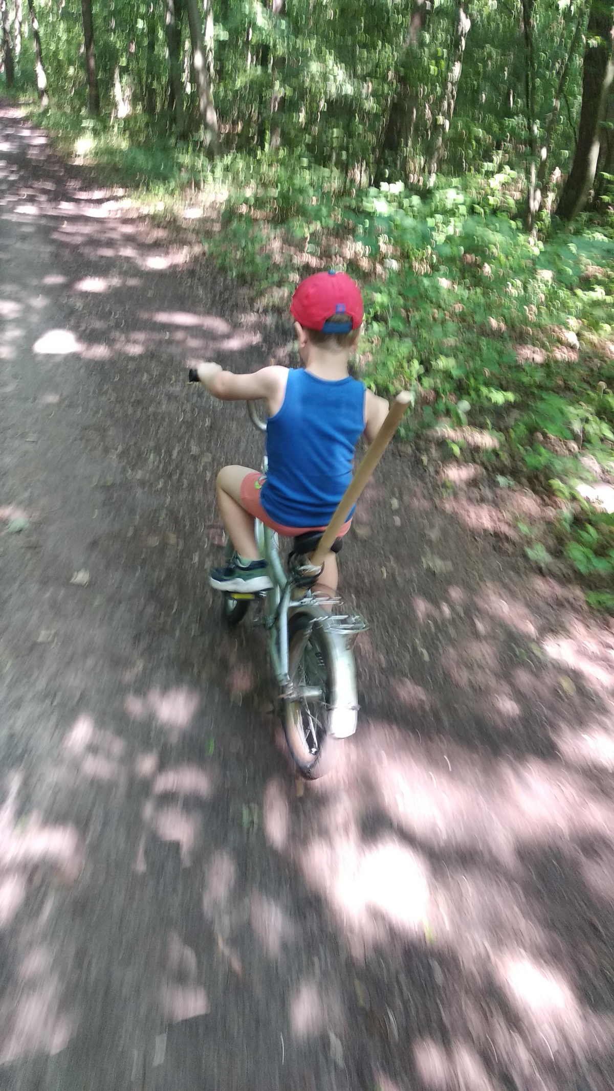 ae8ad952-b6b8-4a4f-86e2-fe6673db9951