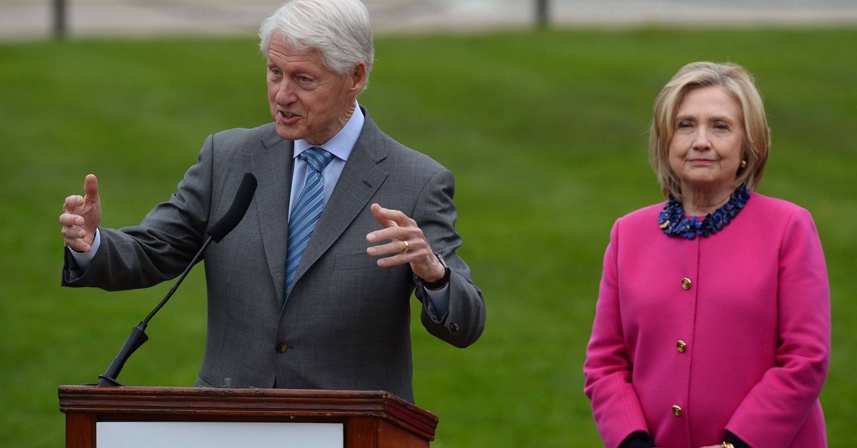 Akta Epsteina i przełomowa decyzja Clintonów. Zgodzili się na przesłuchanie