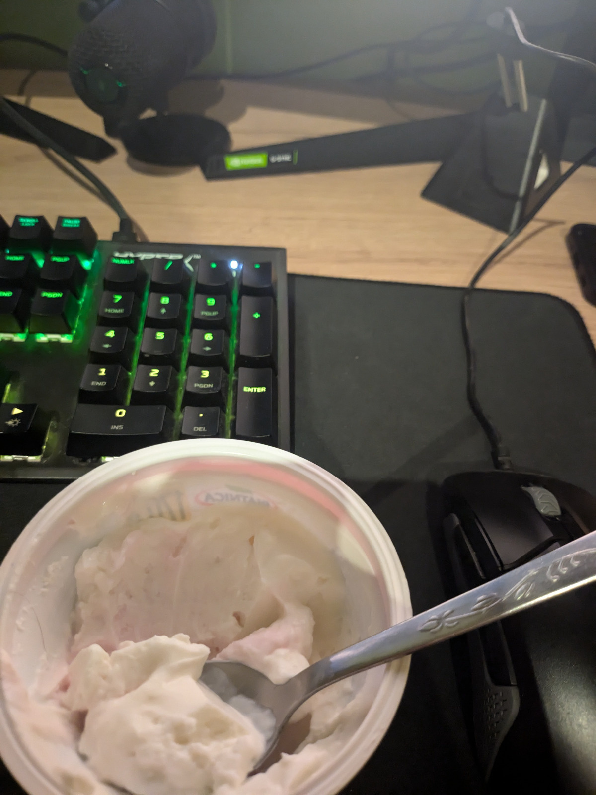 8018b742-04f2-4cdf-8df0-dd56e3f74f7b