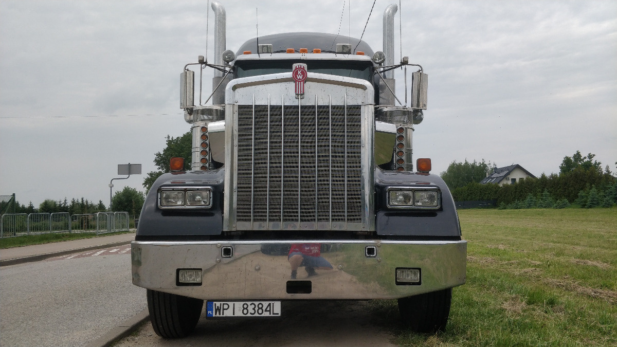 21c8653b-5389-4943-a238-28c900612cc1