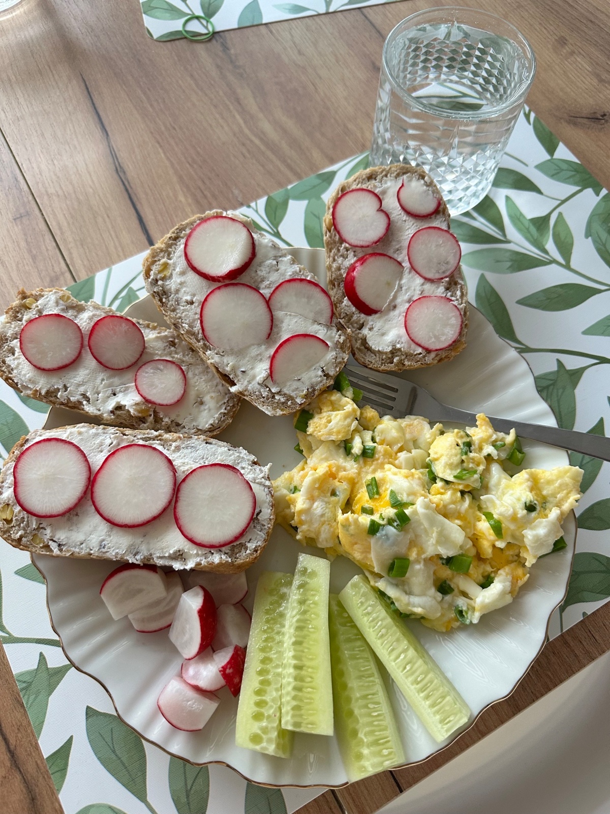 b922daa9-92b3-4b34-9655-f0d6e76debfe