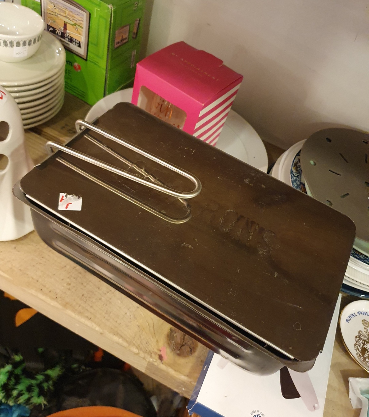 ceb9e133-7f93-439a-97c2-e9c934accb3c