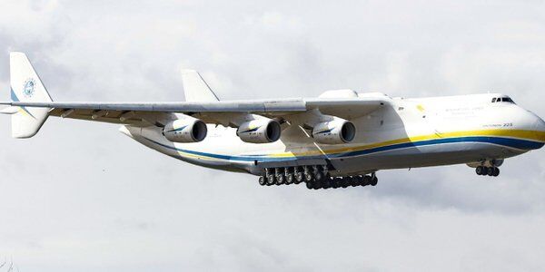 An-225 „Mrija” spłonął. Rosjanie zniszczyli największy samolot świata