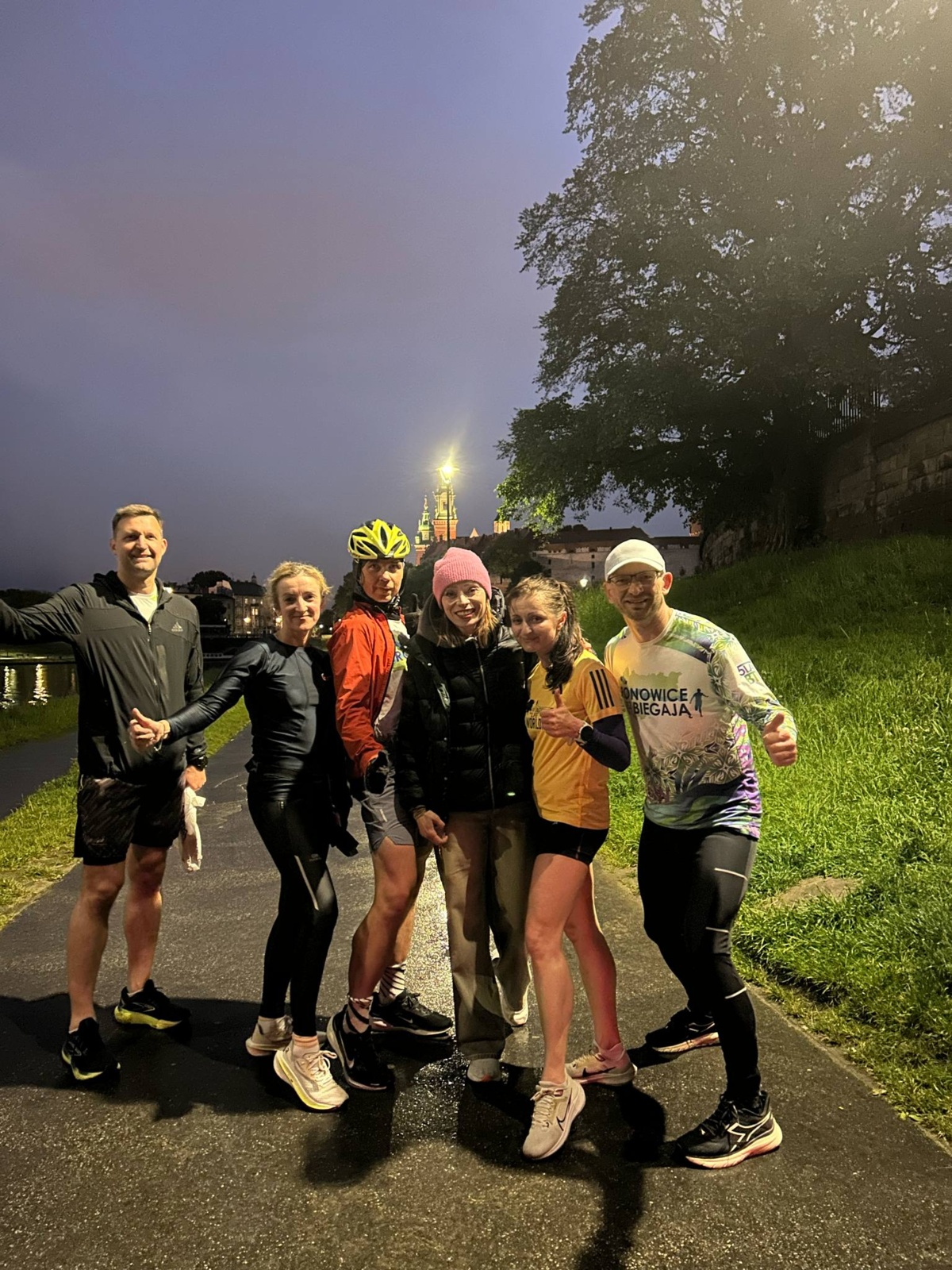 f2682af6-4b57-4a27-b383-6eed4e6831e5