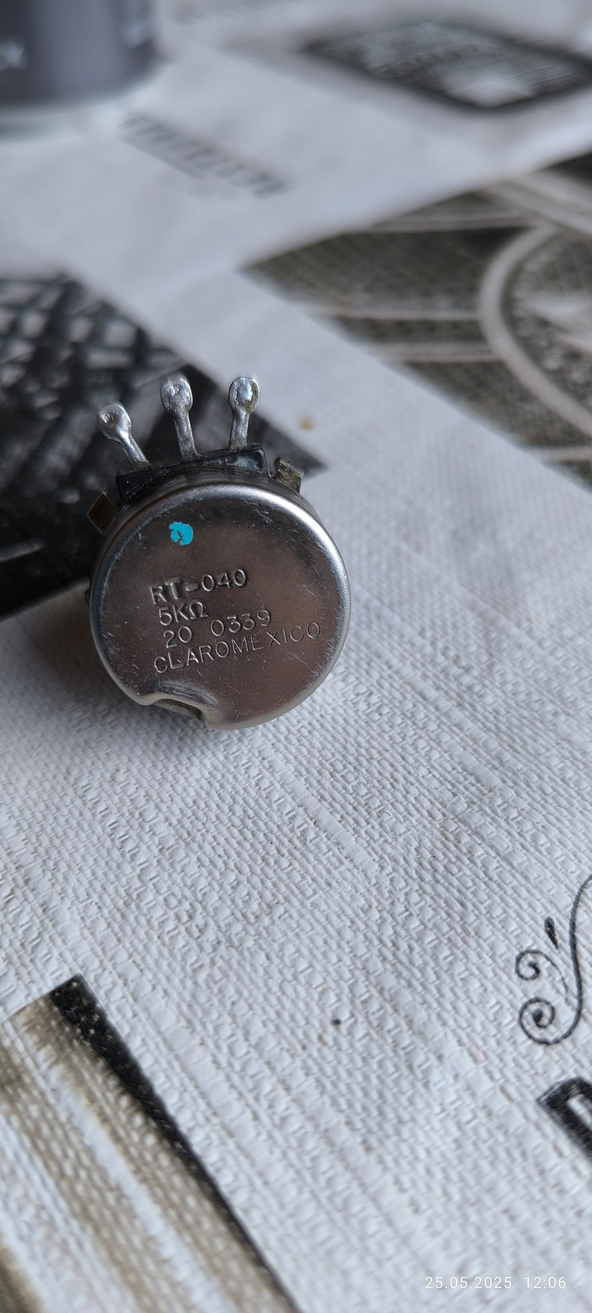 1da6cd01-1d4c-411a-bc1f-f81d9ce8ee0f