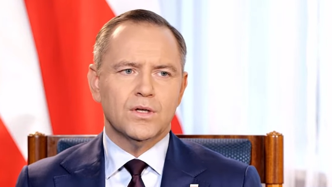 Nawrocki ujawnia pierwsze decyzje: współpraca z Tuskiem, CPK i rząd techniczny