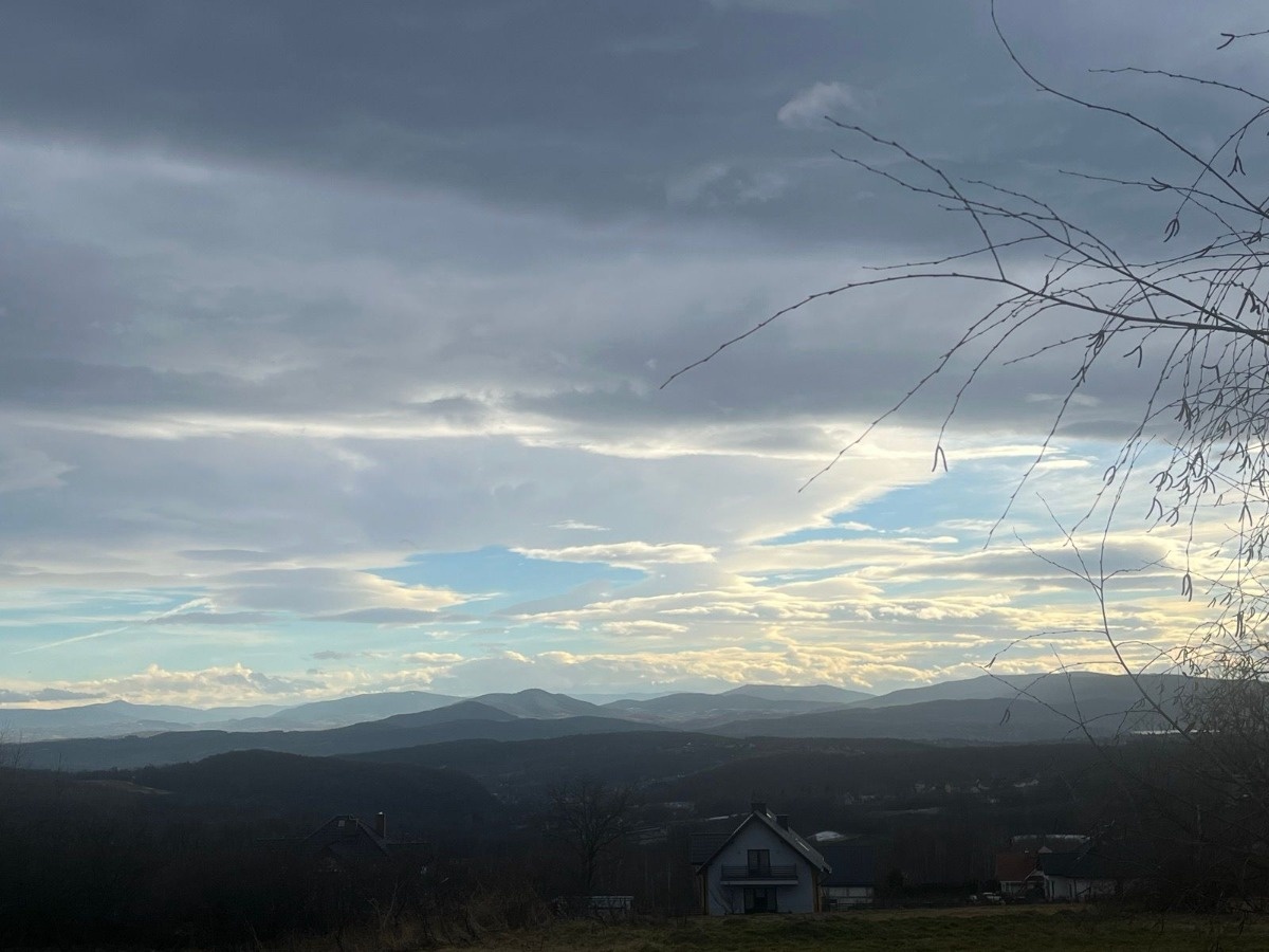 f40eec09-eac6-44c0-8f11-d49b63af7fc7