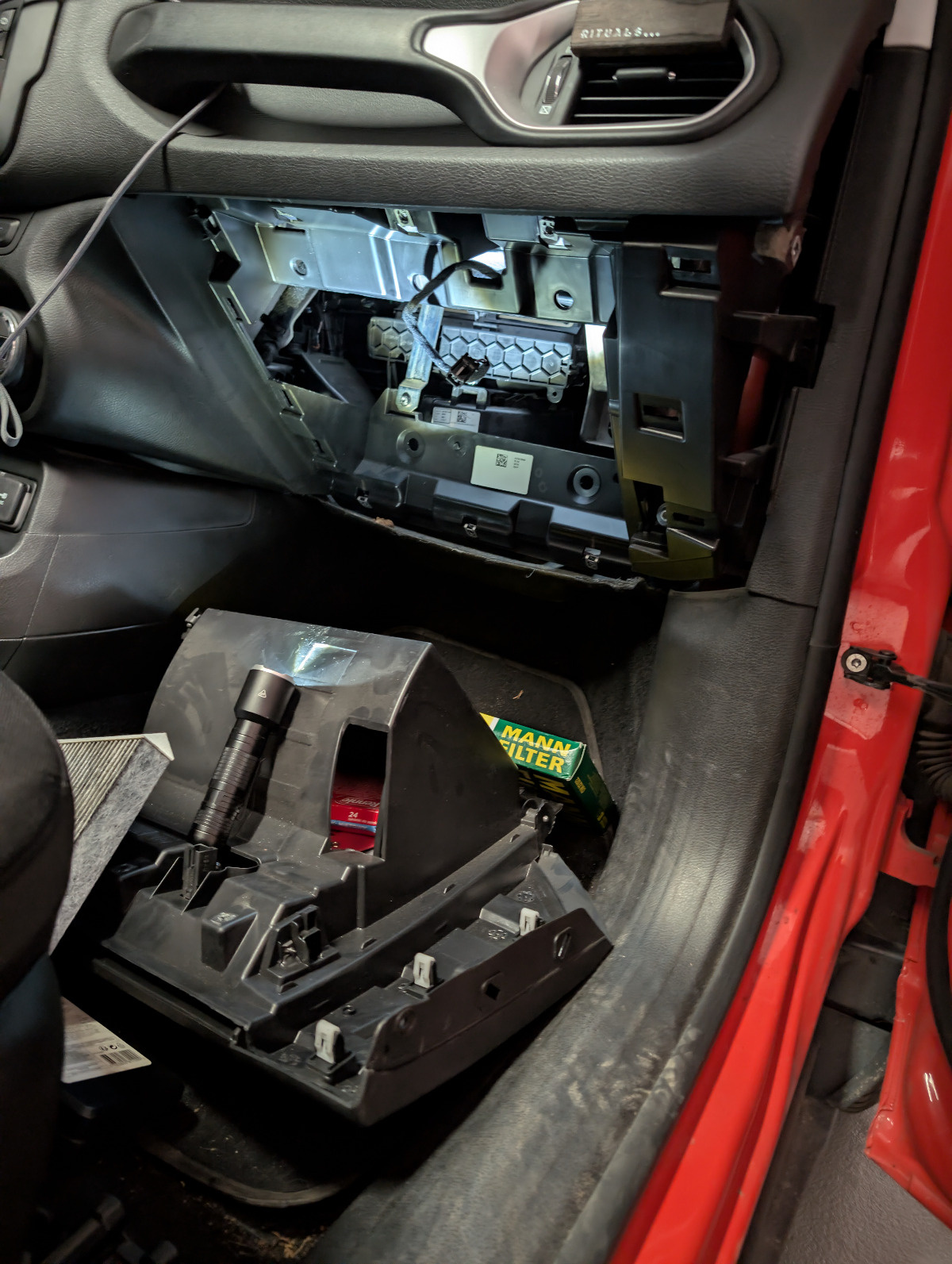 b57a8361-1141-471a-985a-1333d085265d