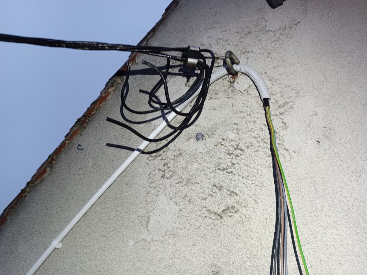 d0b447e2-35c7-4536-a1b2-2af60099f48d