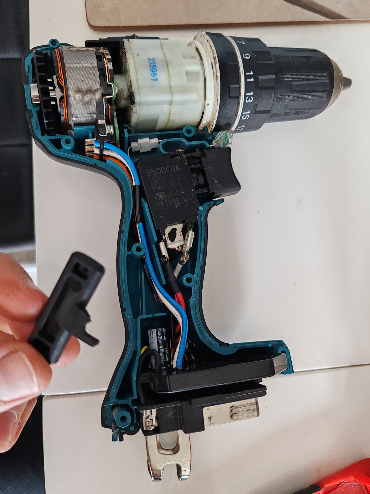 d5372c85-f53b-4400-b58f-ea4d33bf3acf