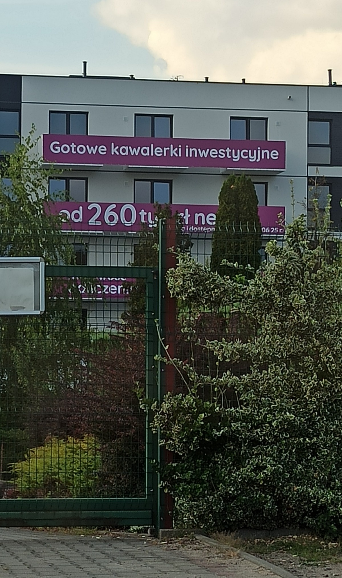 07ee43ea-39b1-42fd-bec8-13207846937e