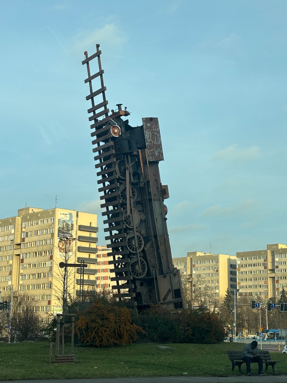 c8d4ecff-096c-404b-8695-a699683d25d2