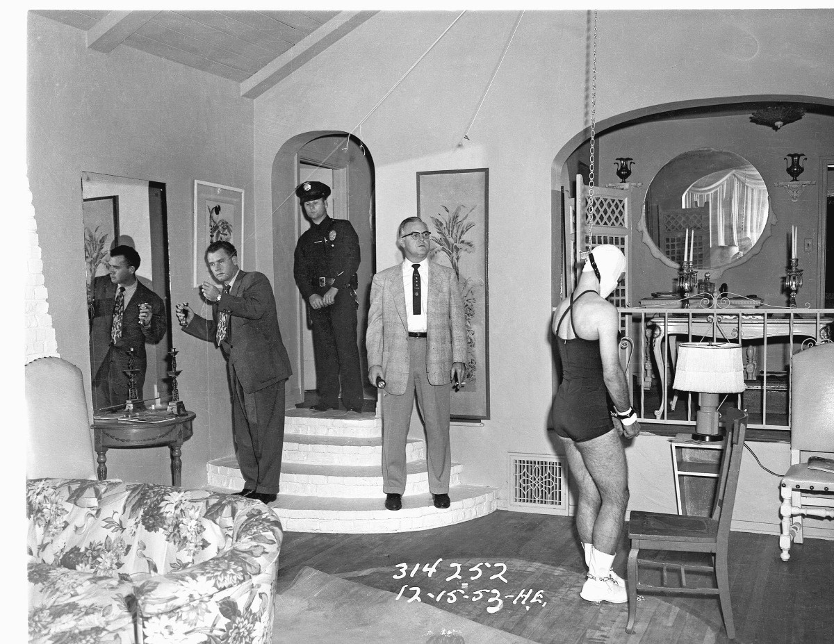 23b61cdf-fdc8-4007-bce1-cf8a9cc41185