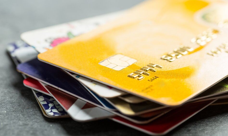 NBP: O ponad 19 proc. wzrosła wartość oszustw kartami płatniczymi w II kwartale br.