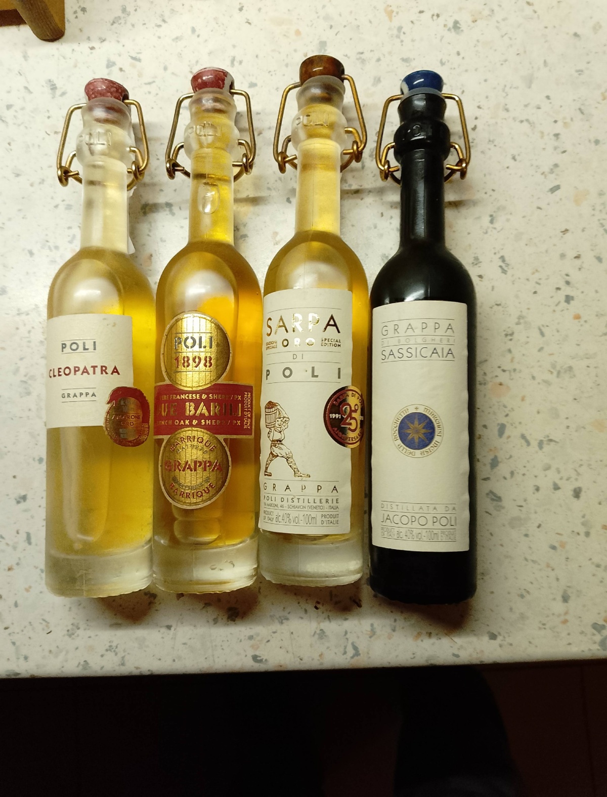 f6987eca-122f-4dfb-b97d-3d5ab17bda91