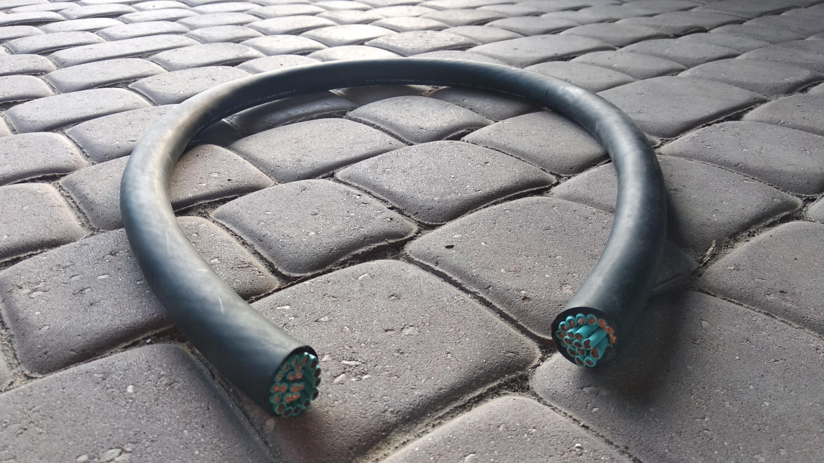 588dbd46-6317-484e-8d9f-7e03304f2f5b