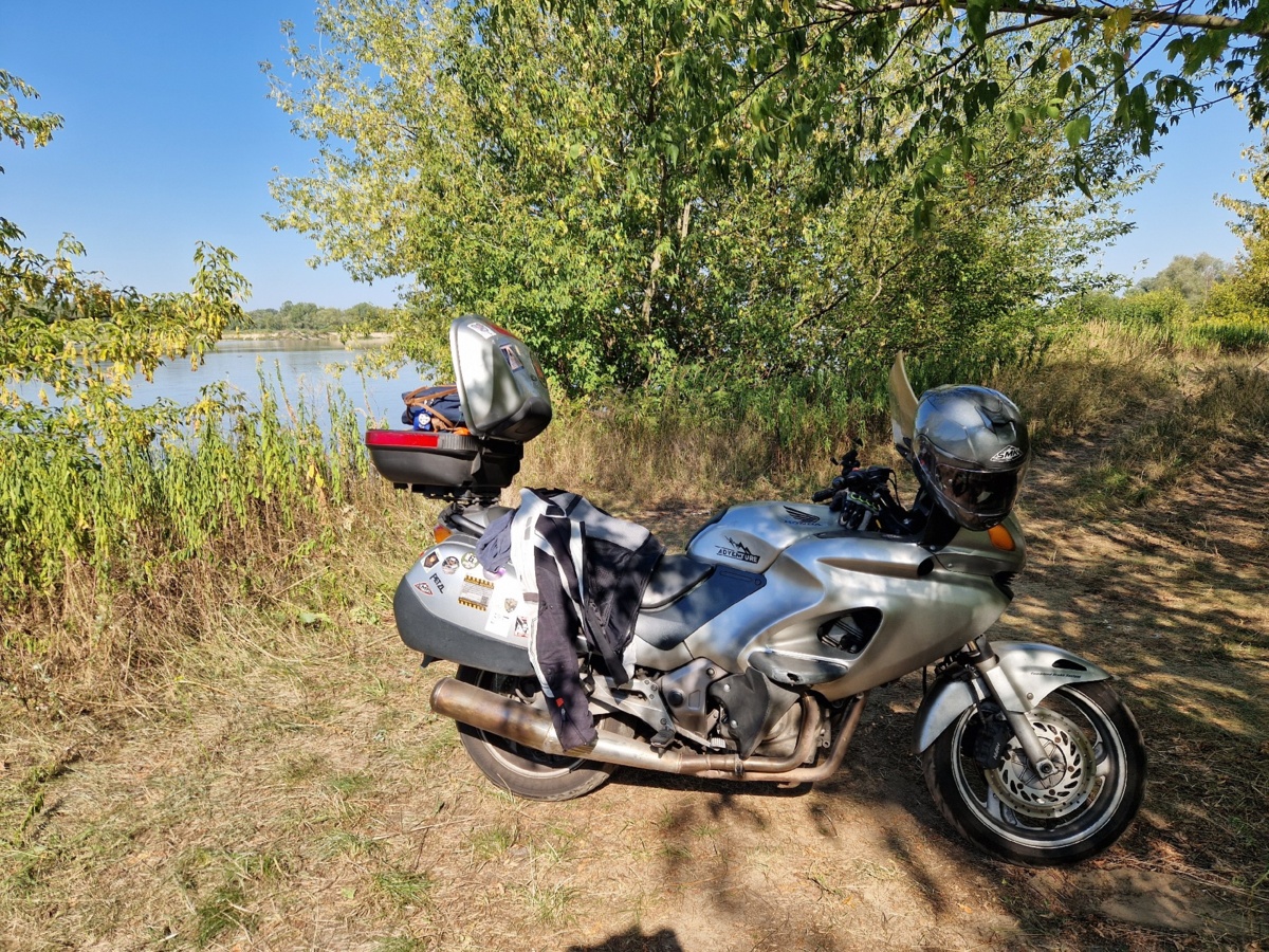 c6cde3d3-a066-4052-9e07-4b3fe411bc57