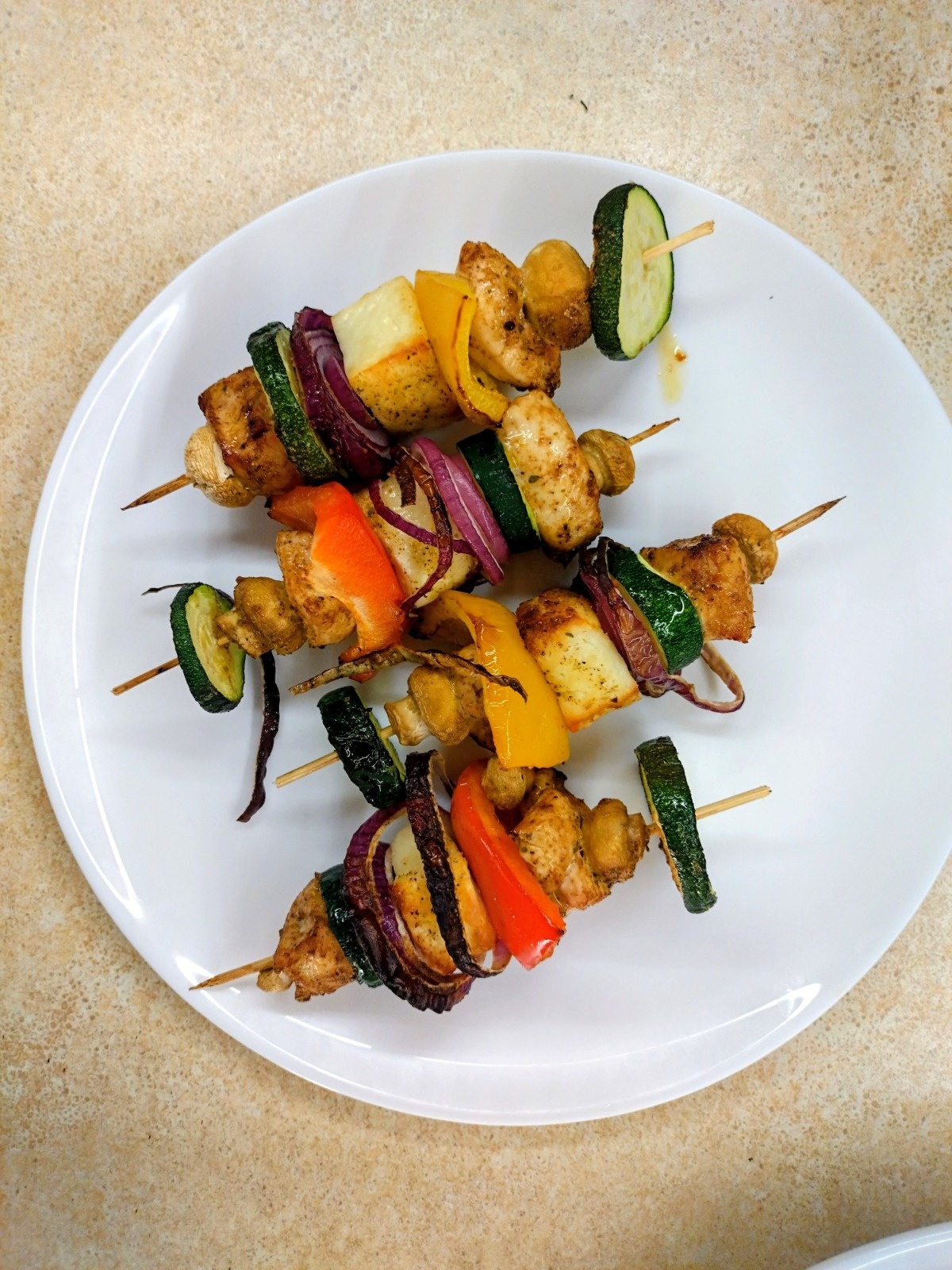 13f3f698-dd96-47ec-8a22-cc0afa6f56a2