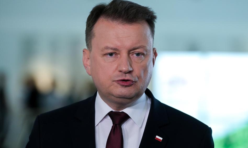 PiS alarmuje, że WOŚP zagraża bezpieczeństwu Polski. Błaszczak: Chcą oprowadzać po portach wojennych