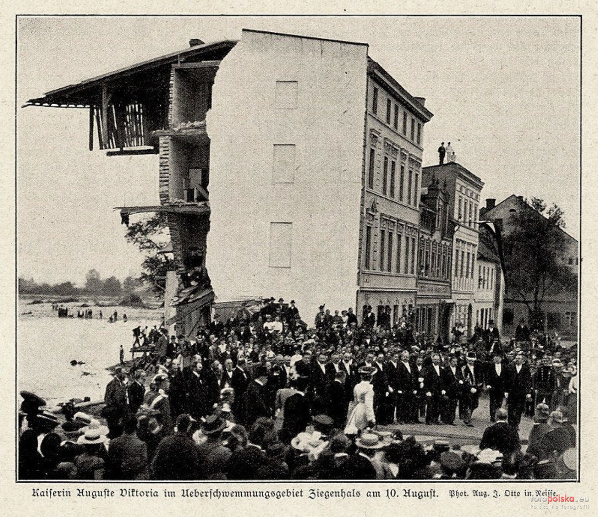 83fa689b-a3a0-4b1b-a9c5-b568575f5624