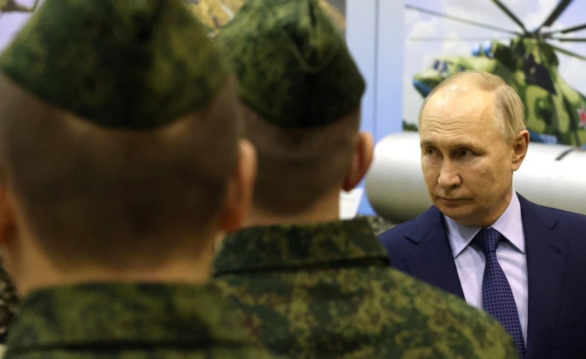 Rezerwy wyczerpane. Na front mogą trafiać nawet chorzy psychicznie Rosjanie