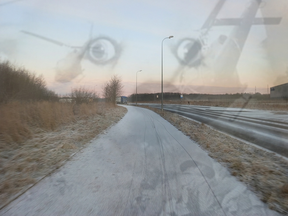 03fc3df1-6840-4f06-96ef-9becd3571942