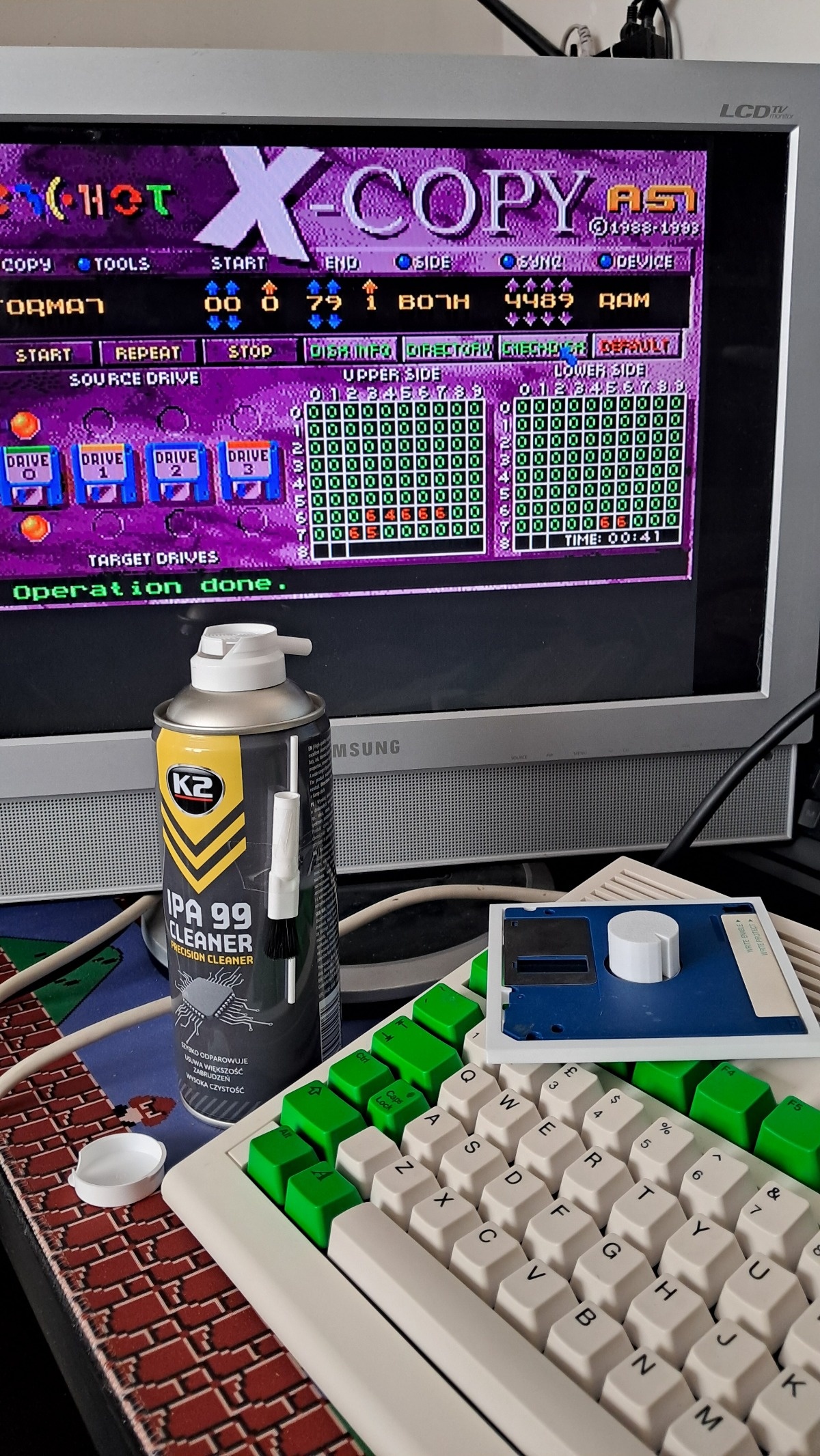 27fc84c7-a30c-4fdf-9bd9-f0853eb51563